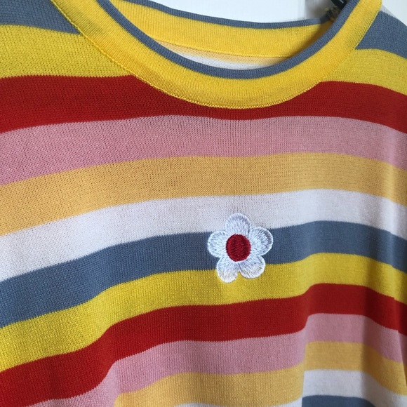 Colorful Flower Embroidered Short Sleeve Cropped Crew Neck Tee - Picture 2 of 5